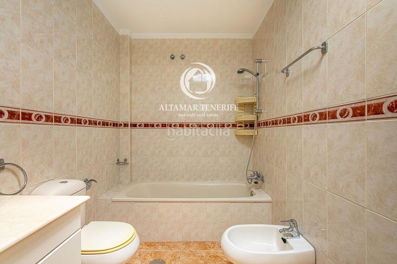 Foto 3d3b7d74-6f90-4d68-bcc6-379828d16c6a. Casa adossada amb aparcament piscina a Torviscas Centro y Alto Adeje