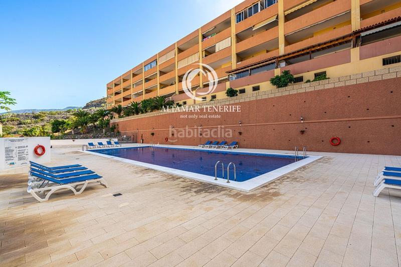 Foto 3e86db28-713b-4165-9f87-ae6b7b026608. Casa adossada amb aparcament piscina a Torviscas Centro y Alto Adeje