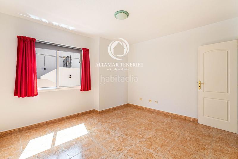 Foto eba785c9-0892-4b6e-a379-d3625c9d0c12. Casa adossada amb aparcament piscina a Torviscas Centro y Alto Adeje