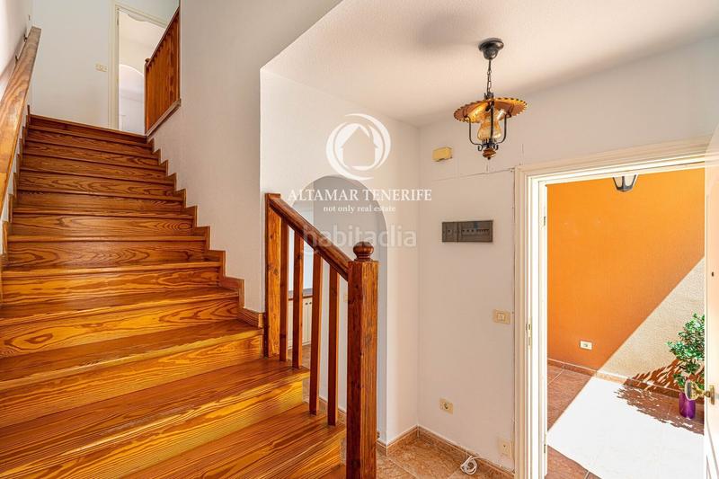Foto f88e9dd8-f86b-4700-b634-c304774160df. Casa adossada amb aparcament piscina a Torviscas Centro y Alto Adeje