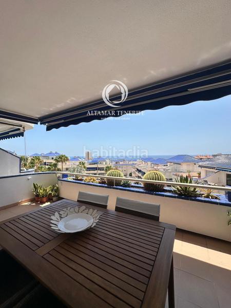 Foto 8109e0ed-9fd7-43d2-8d09-42b5ea20e2ed. Ático  dúplex en Los Cristianos con vistas panorámicas al mar en Arona