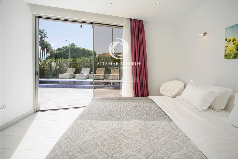 Foto d575c734-ead6-4905-84e1-744cb32d11b0. Casa amb piscina a La Caleta Adeje