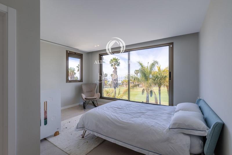 Foto 5530d01b-df0c-4804-a0f0-c5b182cee5f1. Casa villa de luz lujo exclusivo en golf costa en Adeje