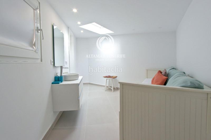 Foto 09c83635-76db-41e9-b564-cc0179337d4a. Piccolo appartamento con parcheggio piscina in Playa de Fañabé Adeje