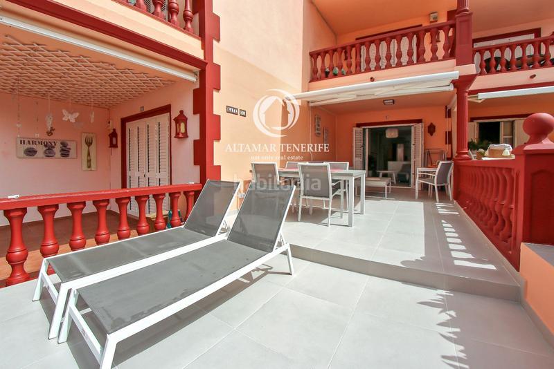 Foto 4952dfbf-2487-4fdd-955c-5aeda2b89d57. Piccolo appartamento con parcheggio piscina in Playa de Fañabé Adeje