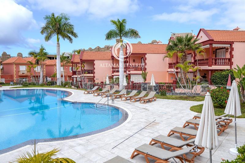 Foto 5ee6bd7b-6c55-411a-8a2c-6aa9086f08f5. Piccolo appartamento con parcheggio piscina in Playa de Fañabé Adeje