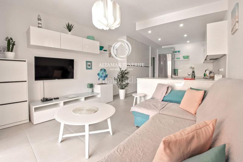 Foto 76088093-e268-457f-8ceb-f402614ce915. Piccolo appartamento con parcheggio piscina in Playa de Fañabé Adeje