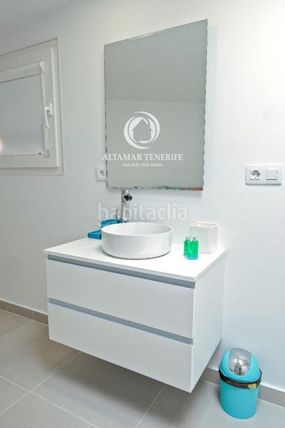 Foto 86453bce-f0c7-4acf-8d41-cf3882285c2e. Piccolo appartamento con parcheggio piscina in Playa de Fañabé Adeje