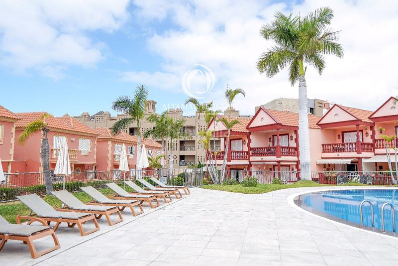 Foto b5d659c6-c36a-4a44-b4ba-e6dc4b068632. Piccolo appartamento con parcheggio piscina in Playa de Fañabé Adeje