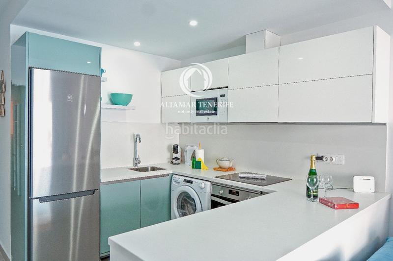 Foto d5842897-f9c4-41c4-8525-8d1b316c6aae. Piccolo appartamento con parcheggio piscina in Playa de Fañabé Adeje