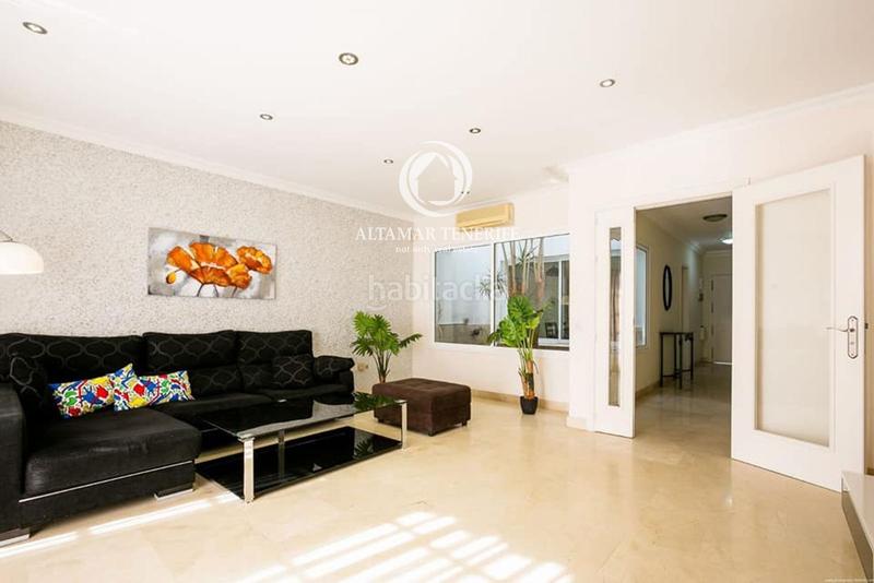 Foto f8838287-631d-4967-b999-cb6d627c9d6f. Casa adosada  de lujo en el duque en Playa del Duque Adeje