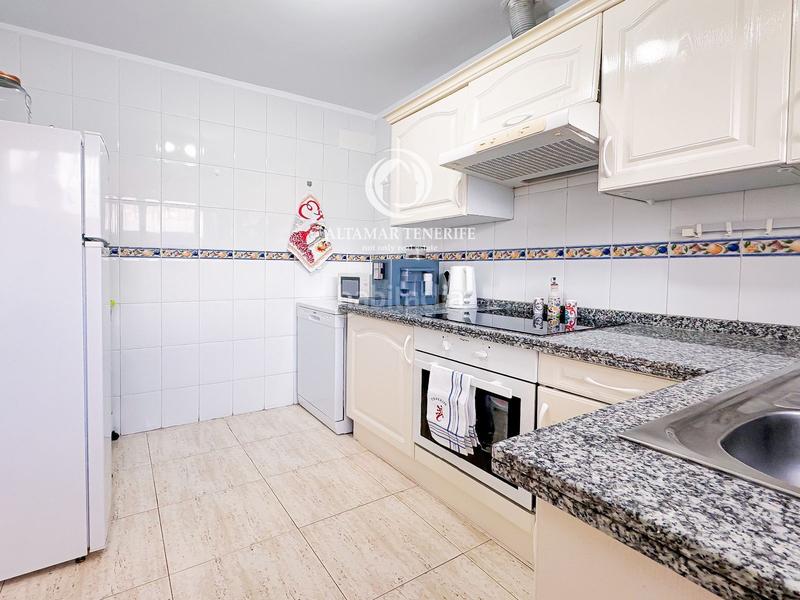 Foto acaa9f0f-5a0c-49c3-a8b0-d9fa096e6117. Appartement avec piscine dans Playa del Duque Adeje