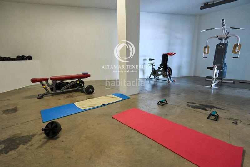 Foto 768b3341-86f5-4755-b5c1-fbeaccf9ead7. Apartament amb aparcament piscina a Torviscas Centro y Alto Adeje