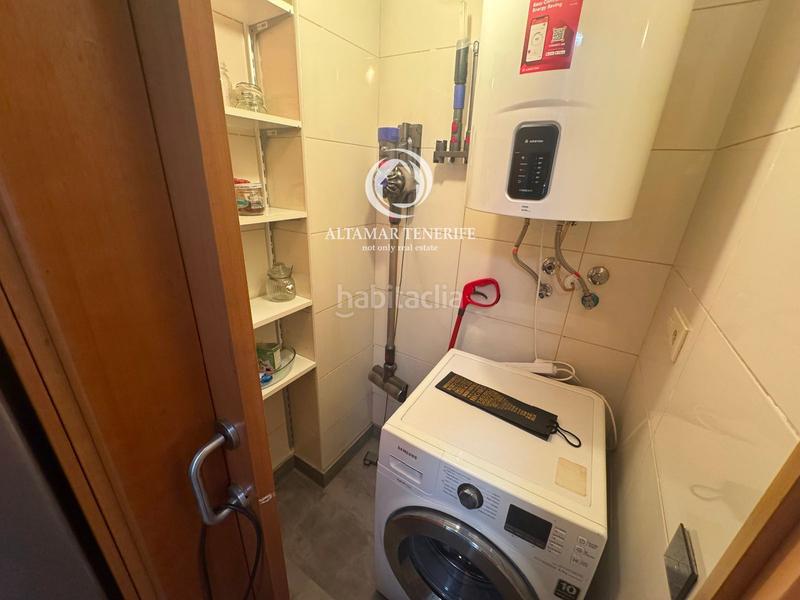 Foto 3895b157-8884-4712-be3b-cfb9d2dba278. Casa a schiera con parcheggio piscina in Playa Fañabé Alto Adeje