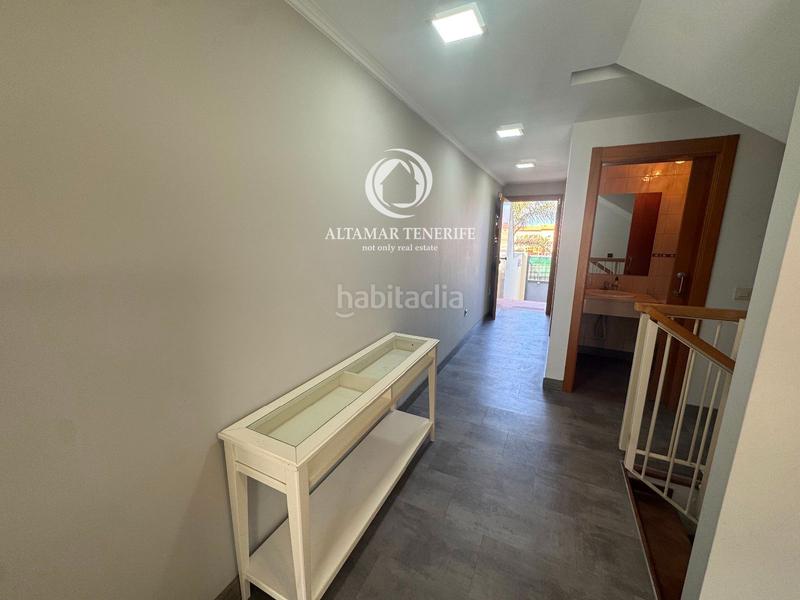 Foto 6591164a-7dd0-4e3f-a926-486480c0147b. Casa a schiera con parcheggio piscina in Playa Fañabé Alto Adeje