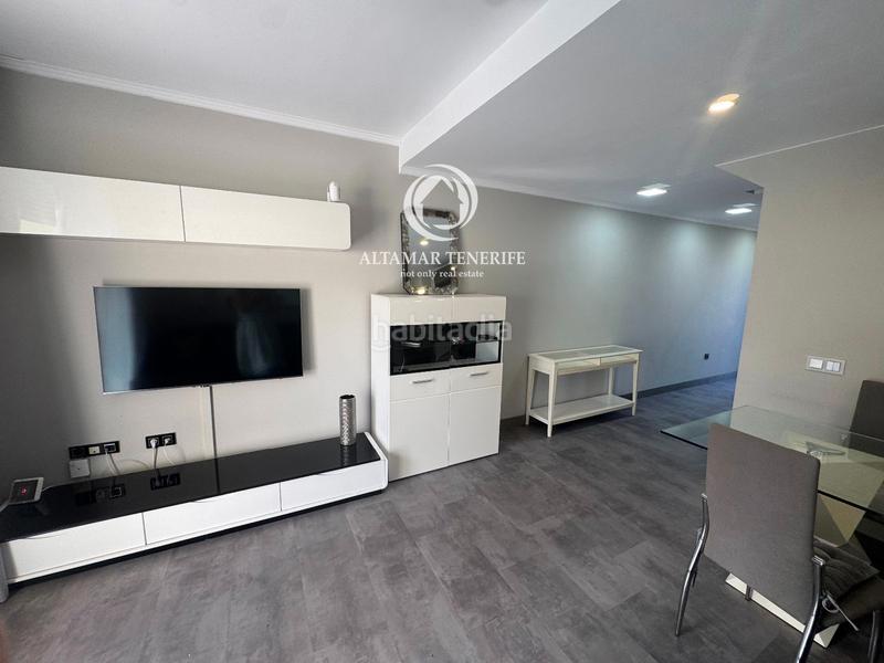 Foto e7fcef48-3532-4277-8364-89c61822c1dc. Casa a schiera con parcheggio piscina in Playa Fañabé Alto Adeje