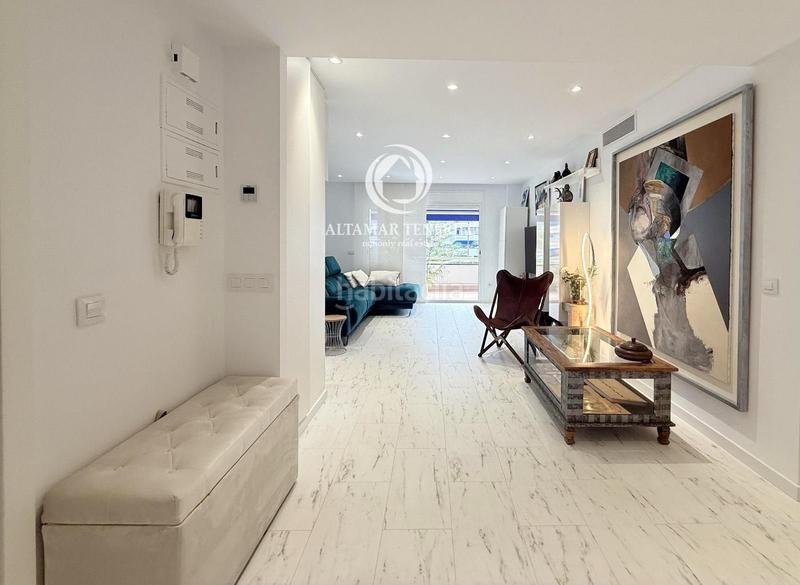 Foto 975196a7-fe22-4b94-b7e1-d6ee8f12f6a2. Piccolo appartamento con parcheggio piscina in Los Cristianos Arona