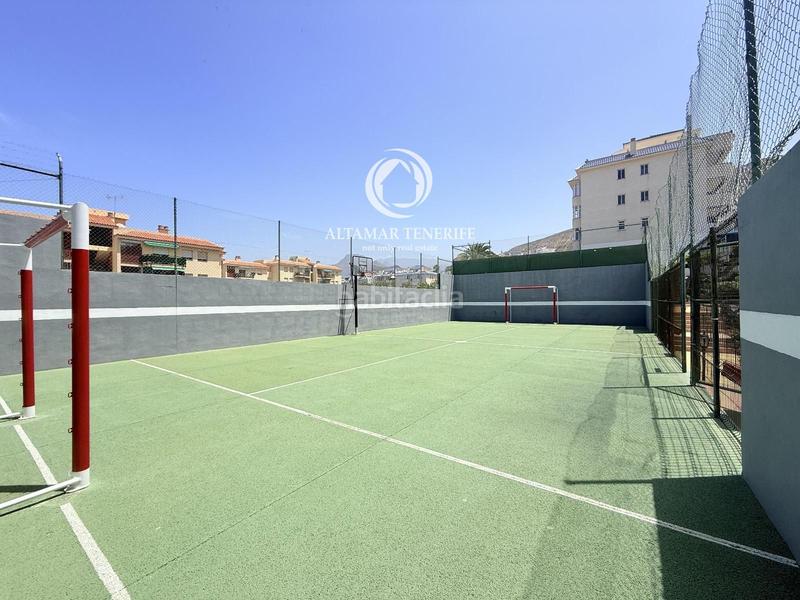 Foto f088f3d2-0293-472f-bd31-27cf92e10946. Piccolo appartamento con parcheggio piscina in Los Cristianos Arona