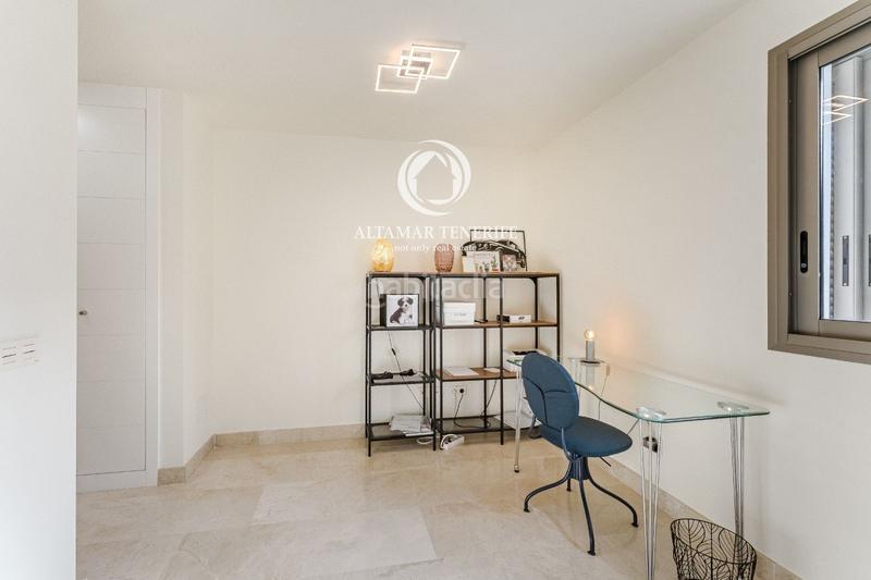 Foto 09d046ec-9dbb-483a-99bf-f57a3acffcd9. Appartement avec parking piscine dans La Caleta Adeje