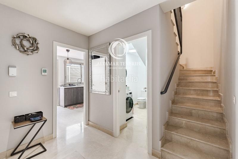 Foto 1114547f-7d10-4dd5-b25c-3a634ecca4ad. Appartement avec parking piscine dans La Caleta Adeje