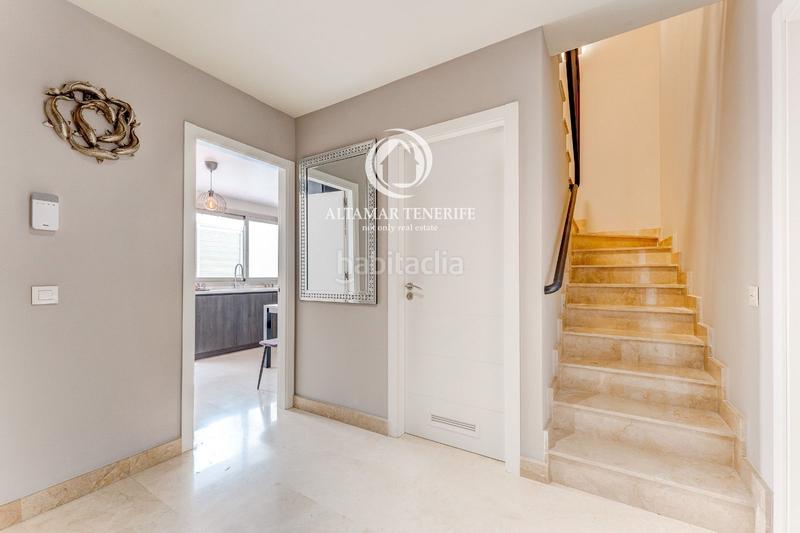 Foto 15235fa0-a1c5-4041-b7f6-fd9221f3b828. Appartement avec parking piscine dans La Caleta Adeje