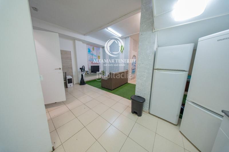 Foto ee7d8dcf-bed1-4f73-be0e-6e9fba46c92d. Locale commerciale in Los Cristianos Arona