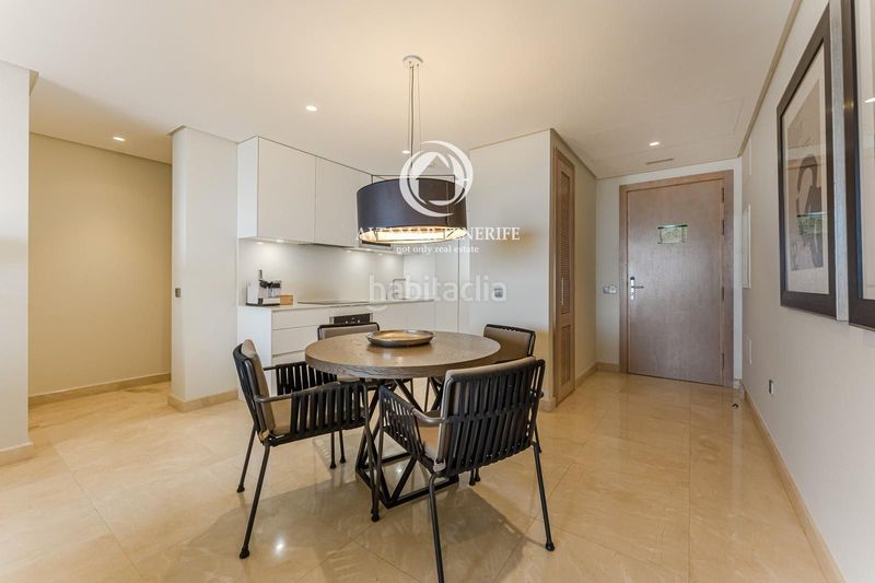 Foto 27677c3b-babd-4cd0-974b-278db893e420. Apartament amb aparcament piscina a Abama Guía de Isora