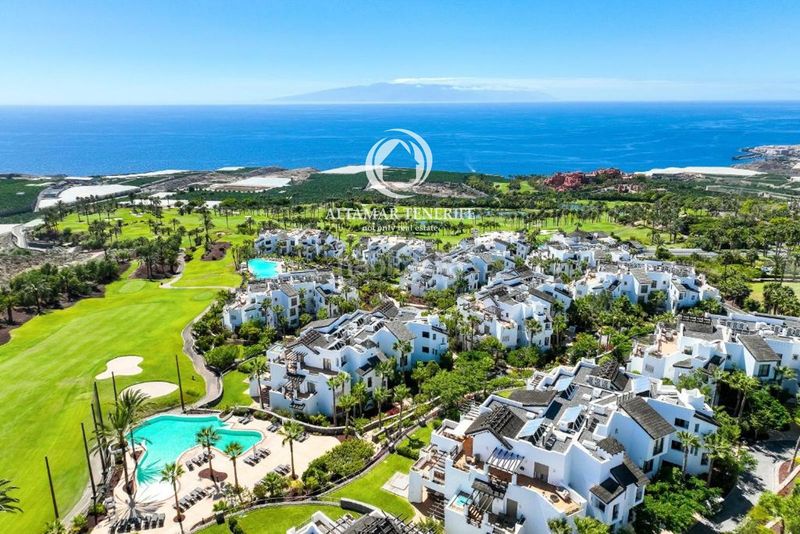 Foto 70a94877-a021-4f48-bc32-f8379c6eddc1. Apartament amb aparcament piscina a Abama Guía de Isora