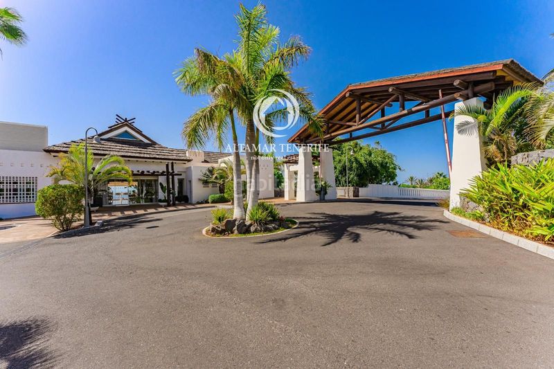 Foto f0ef8680-558a-4d35-8034-13c958ce4600. Apartament amb aparcament piscina a Abama Guía de Isora