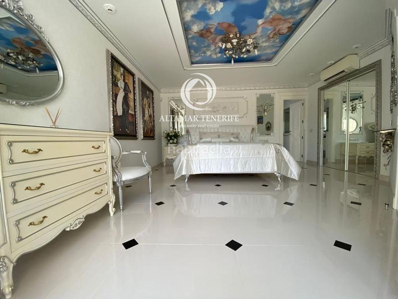 Foto 2ab13191-a5da-4c5f-acf1-a0e20c468c2f. Haus mit parking pool in La Caleta Adeje