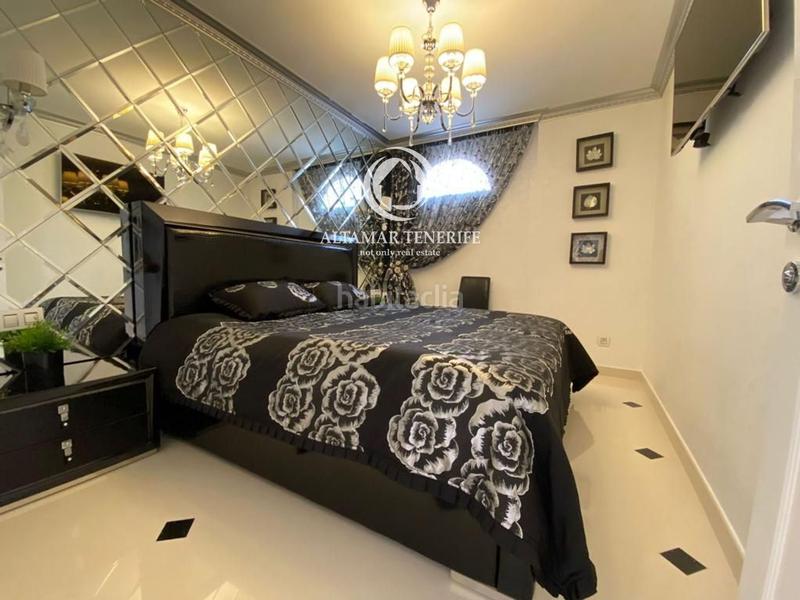 Foto bb18a5d6-c221-4504-a76b-9907bc7a7281. Haus mit parking pool in La Caleta Adeje