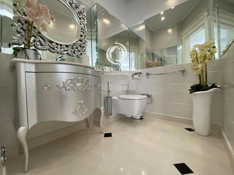 Foto e1e96f84-5b24-475a-a226-43e9c075c49b. Haus mit parking pool in La Caleta Adeje