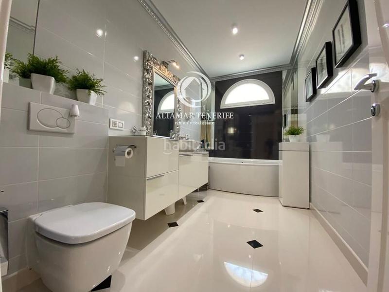 Foto f2042e29-57dd-42e3-85ae-aa2ec51e2673. Haus mit parking pool in La Caleta Adeje