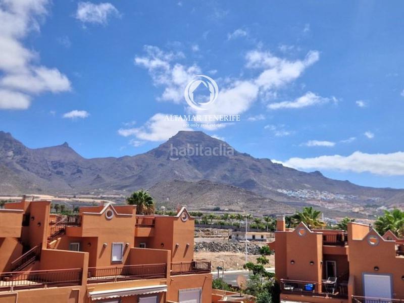 Foto 864983c8-3384-44c9-ba46-b514124b2790. Casa a schiera con piscina in Playa del Duque Adeje