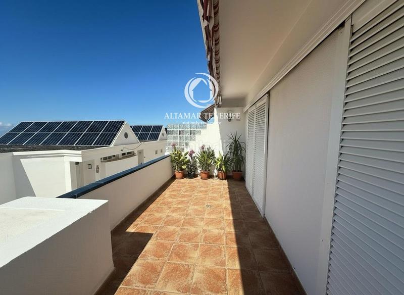 Foto 71bc914f-f2ca-44c0-8f11-3d6d16c5c0b4. Apartament amb piscina a San Eugenio Alto Adeje