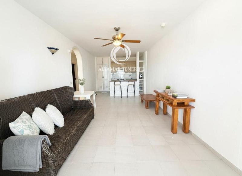 Foto a2caec96-71a6-42b2-8c6f-f37083524eb4. Apartament amb piscina a San Eugenio Alto Adeje