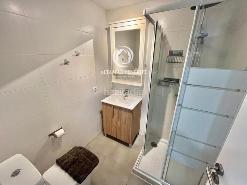 Foto 0ec9e35e-ce29-4941-b735-1ef5828dc345. Apartament amb piscina a Los Cristianos Arona