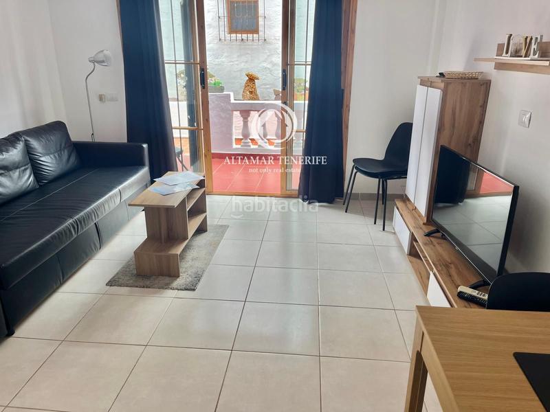 Foto 319ecdc3-eb4e-43f3-af85-4a1b015cf3a5. Apartament amb piscina a Los Cristianos Arona