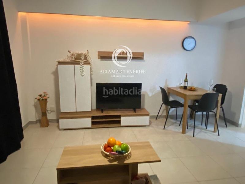 Foto 8b522c99-86fe-45aa-bde2-8d911de84e00. Apartament amb piscina a Los Cristianos Arona