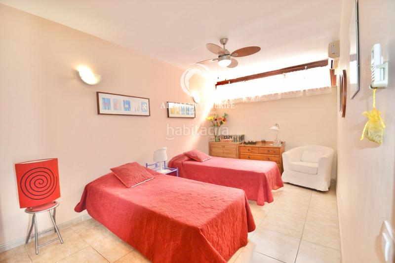 Foto f2aca7f2-6e27-4775-baed-cc03e1238f5b. Casa encantadora villa con vistas al mar en callao salvaje en Adeje