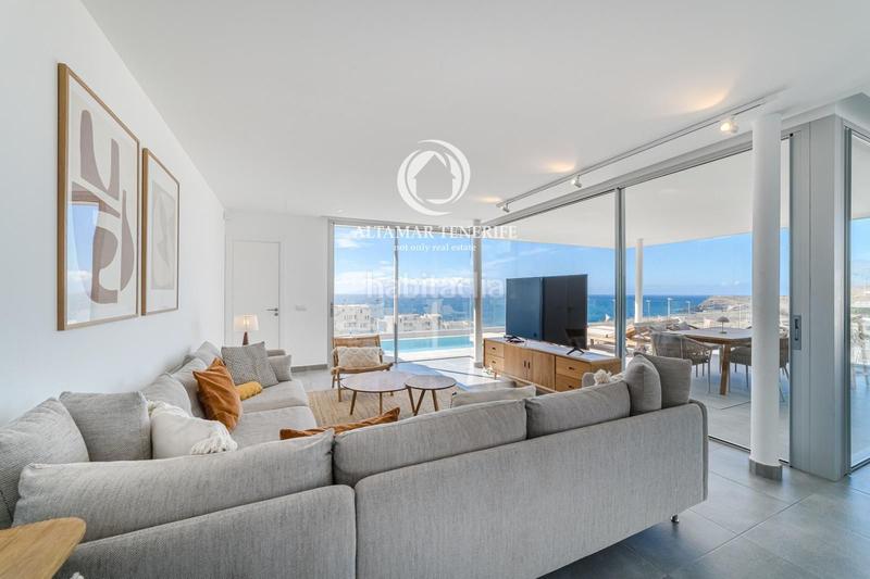 Foto be02abf1-3a7f-4892-9374-aeb2e39ed6c6. Haus mit parking pool in Callao Salvaje - Playa Paraíso Adeje