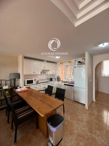 Foto ba27ac84-cc52-49a2-ba06-932861895a61. Casa adossada amb aparcament piscina a Torviscas Centro y Alto Adeje