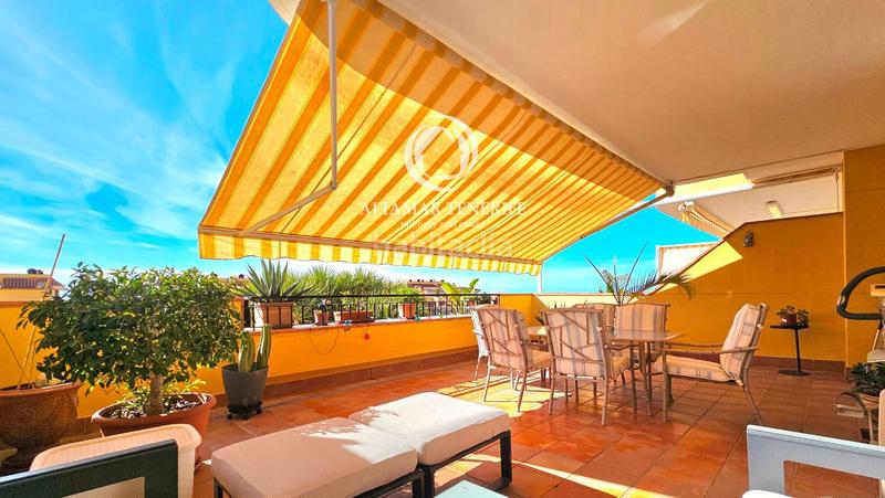 Foto 45ca6004-e798-4e50-ad29-0c11f77f876f. Dachwohnung mit parking pool in Puerto de Santiago Santiago del Teide