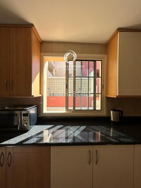 Foto 0fcdbae0-358a-48f1-9abe-f5b8b7dadad3. Apartament amb aparcament piscina a Playa del Duque Adeje