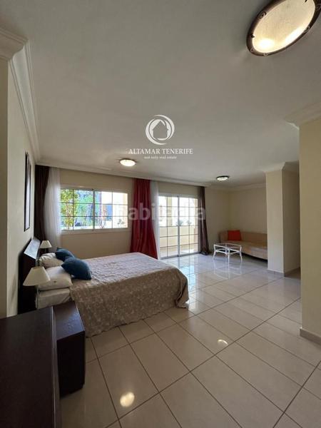 Foto 428d1471-c9da-4ef2-87a9-af7b2ad87997. Apartament amb aparcament piscina a Playa del Duque Adeje