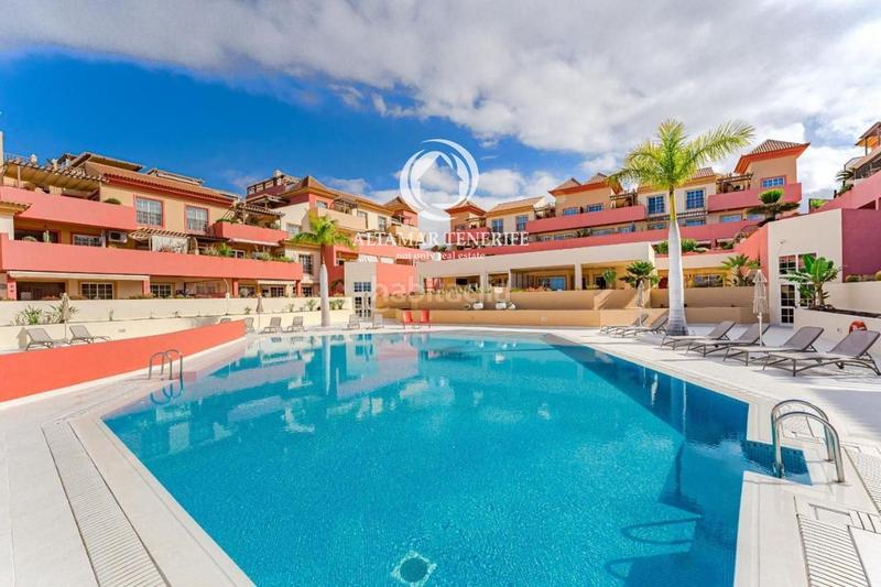 Foto 42ae7a49-7243-4b88-be66-c8667dc117d5. Apartament amb aparcament piscina a Playa del Duque Adeje