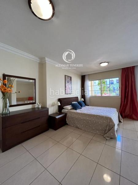 Foto 4664f341-5238-472a-8bec-93ec21432cb0. Apartament amb aparcament piscina a Playa del Duque Adeje