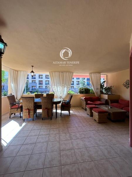 Foto 48af2783-03b3-447c-b212-0d8178f7c6cd. Apartament amb aparcament piscina a Playa del Duque Adeje