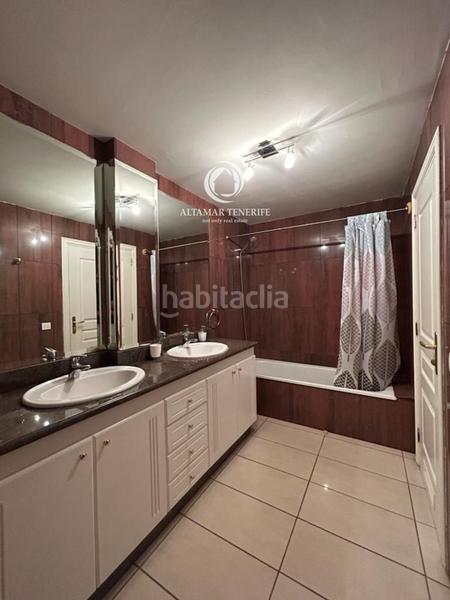 Foto 5871f785-f18c-47f1-8de4-60bfd454ed41. Apartament amb aparcament piscina a Playa del Duque Adeje