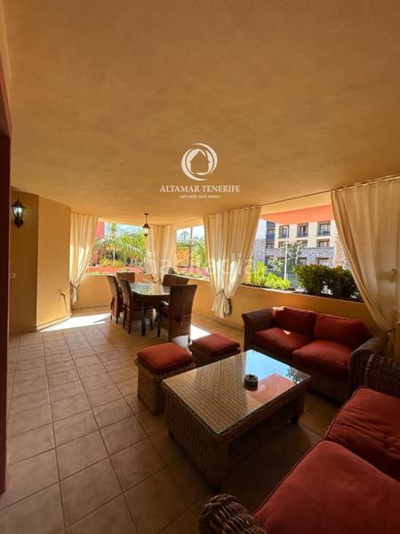 Foto 78f61272-6675-41f8-af64-1ebfbc0dcd54. Apartament amb aparcament piscina a Playa del Duque Adeje